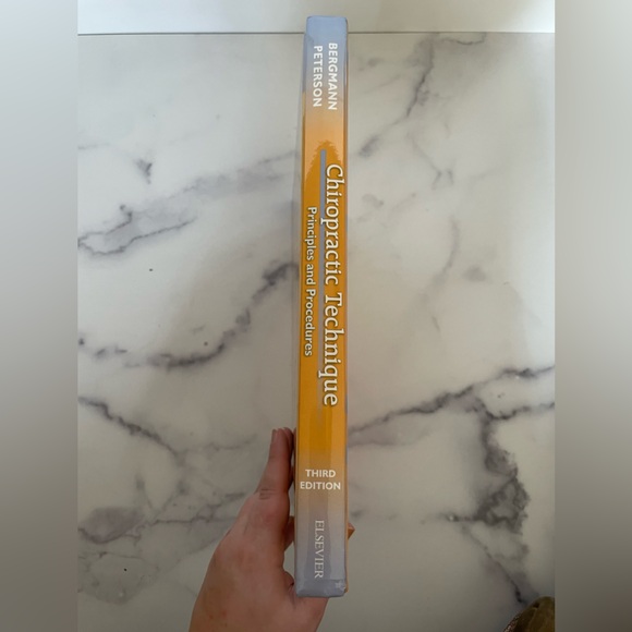 Chiropractic Technique: Principles & Procedures by Bergmann & Peterson. - Picture 2 of 3